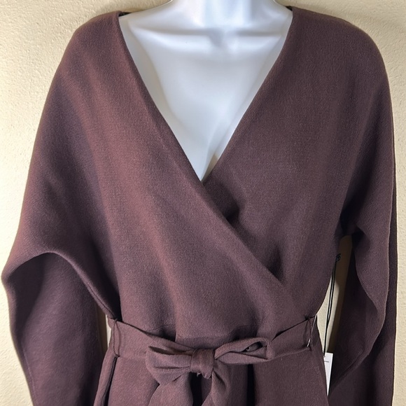 NWT Nicole Miller Knit Sweater Dress Brown Medium - Picture 2 of 7